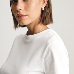 LAYLA RIBBED BABY T-SHIRT IN WHITE