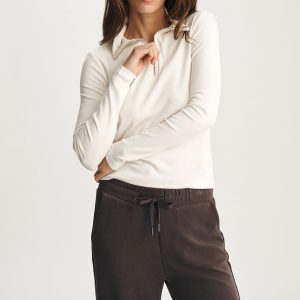 SPORTY LUXE HALF ZIP SHIRT IN COCONUT MILK