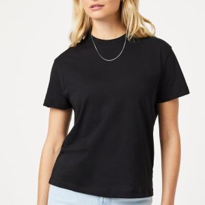 CREW NECK T-SHIRT IN BLACK
